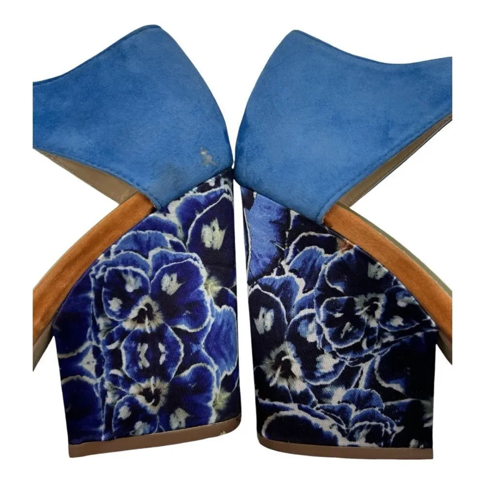 June Ambrose blue floral double tie heels size 8